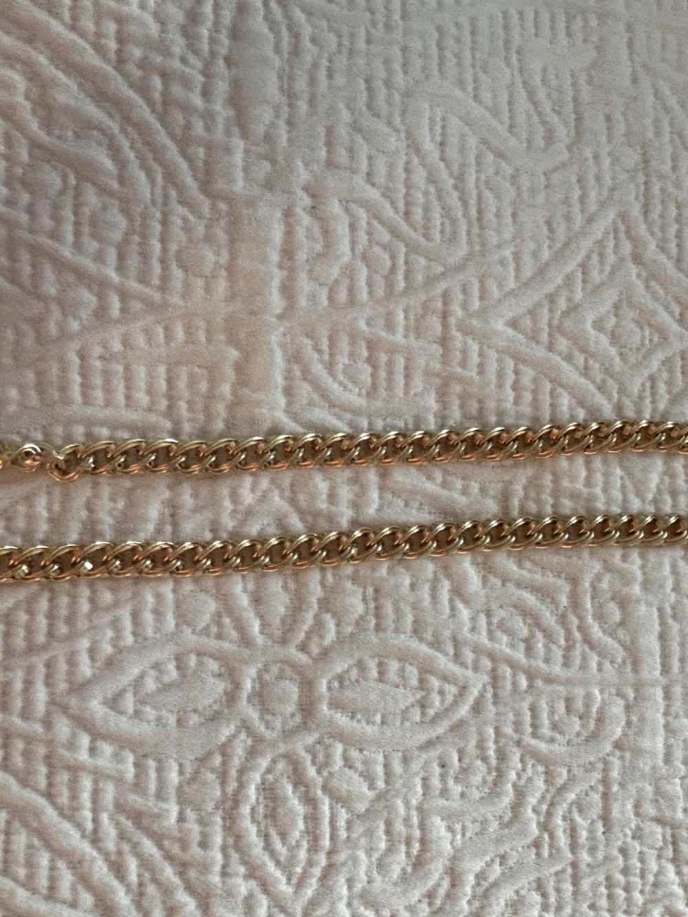 Kendra Scott Cuban Curb Chunky Chain Necklace Gold Tone - Picture 3 of 3